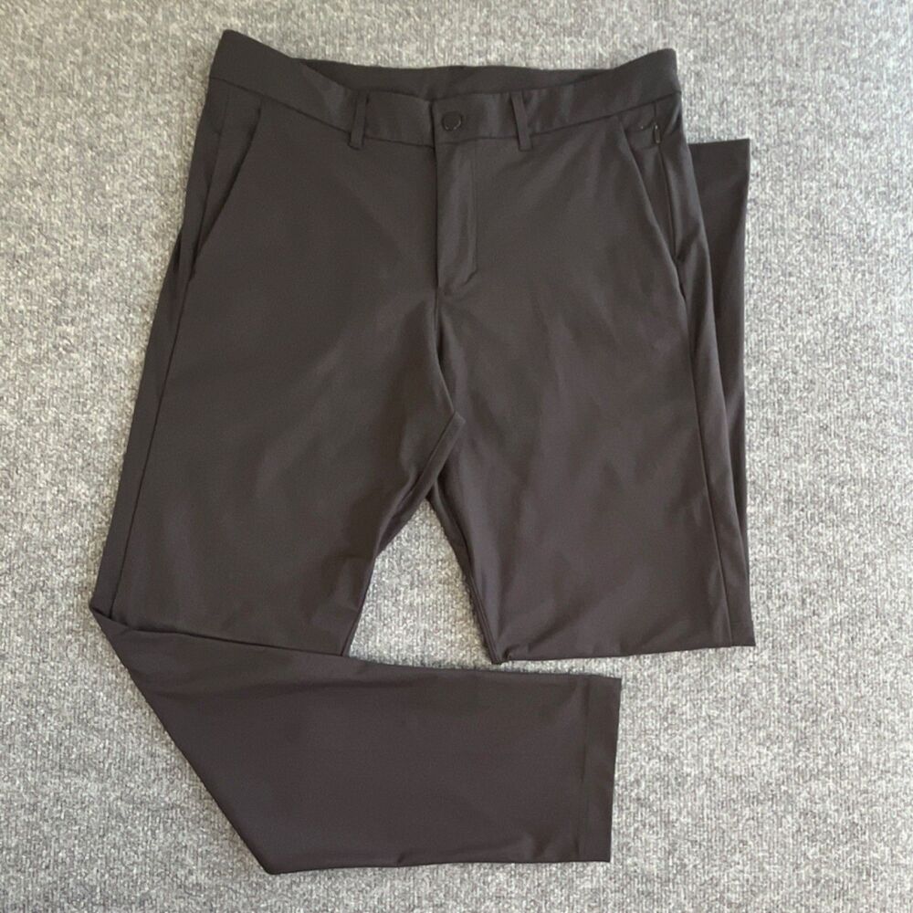 lululemon Commission Men’s Black Slim Tapered Casual Pants 34 Regular Flat Front